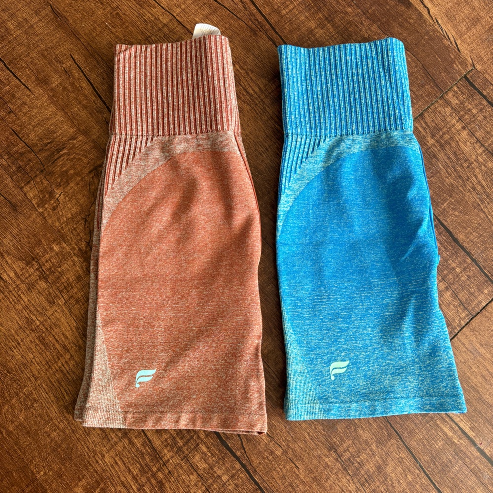 NWT | Fabletics Seamless Compressive Shorts | XS